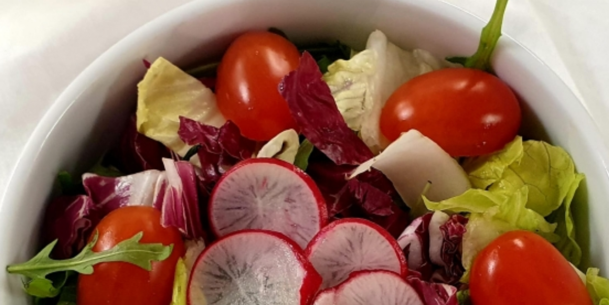 Mixed Green Salad